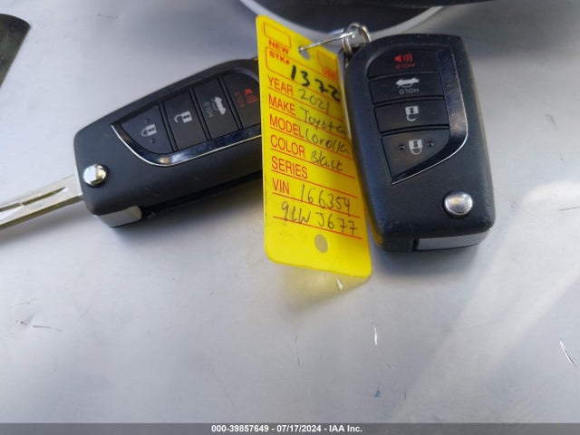 Toyota COROLLA LE 2021 JTDEPMAE3MJ166354 Image 11