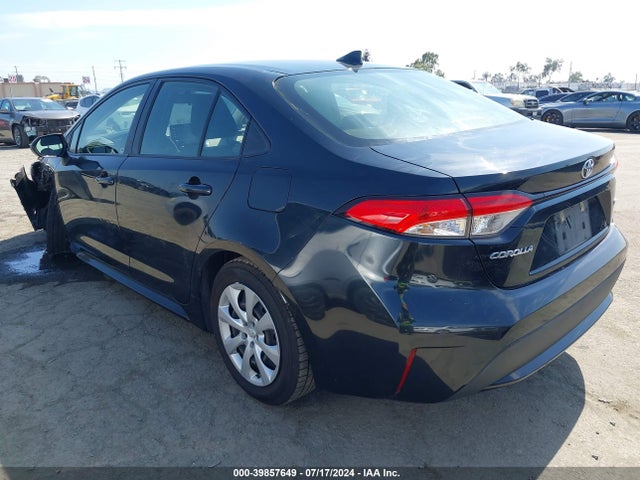 Toyota COROLLA LE 2021 JTDEPMAE3MJ166354 Image 3