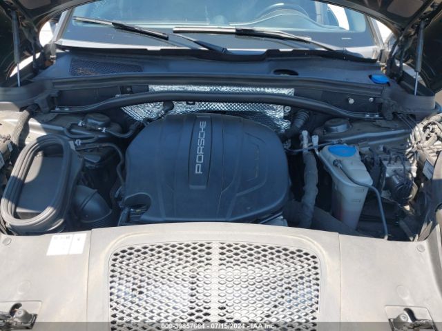 WP1AA2A51JLB19570 Porsche Macan Sport Edition