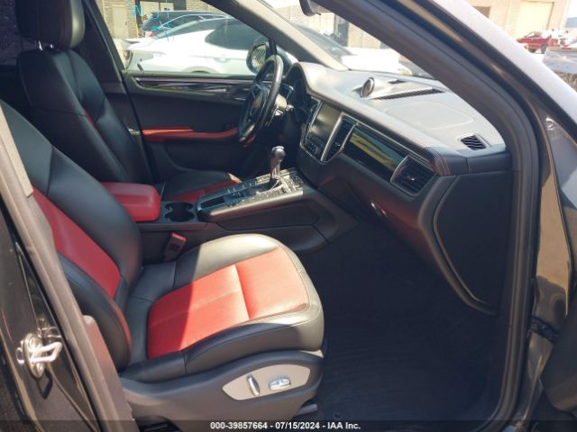 WP1AA2A51JLB19570 Porsche Macan Sport Edition