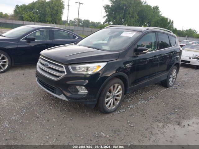 1FMCU9JD0HUE05878 Ford Escape Titanium