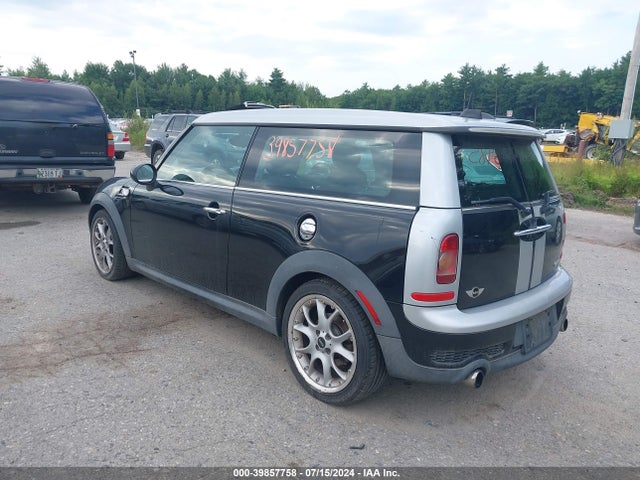 2009 MINI COOPER S CLUBMAN WMWMM33529TP73933 Photo 2
