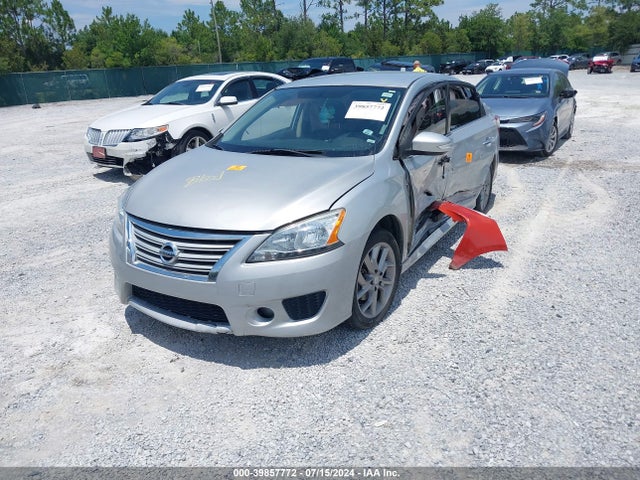 Nissan SENTRA SR 2015 3N1AB7AP1FY257186 Image 2
