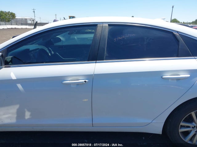 Hyundai SONATA SE 2015 5NPE24AF3FH010589 Image 14
