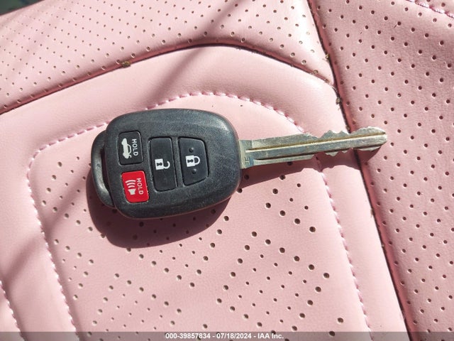 Toyota COROLLA LE 2017 2T1BURHE5HC903148 Image 11