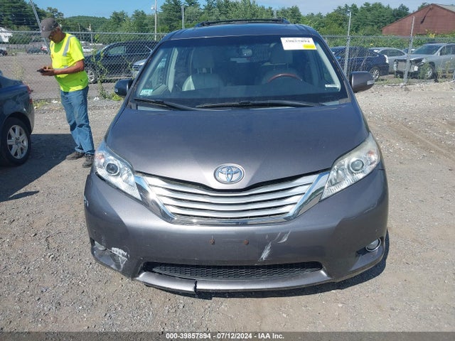 Toyota Sienna Limited 7 Passenger 2014 5TDDK3DC6ES083276 Image 12