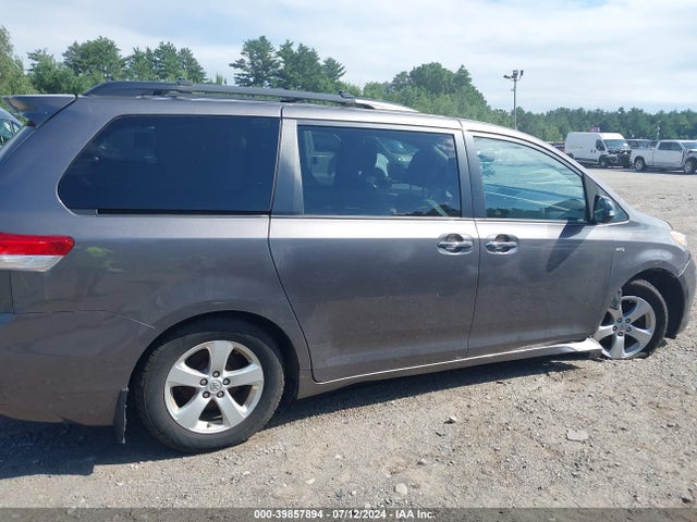 Toyota Sienna Limited 7 Passenger 2014 5TDDK3DC6ES083276 Image 13