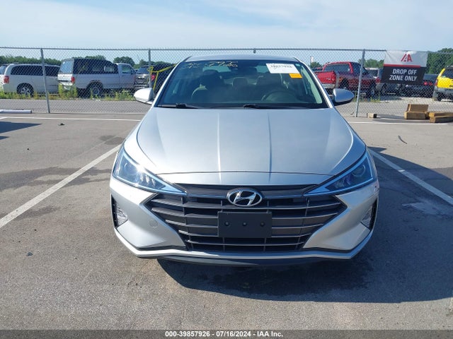 KMHD84LF3KU743793 Hyundai ELANTRA SEL