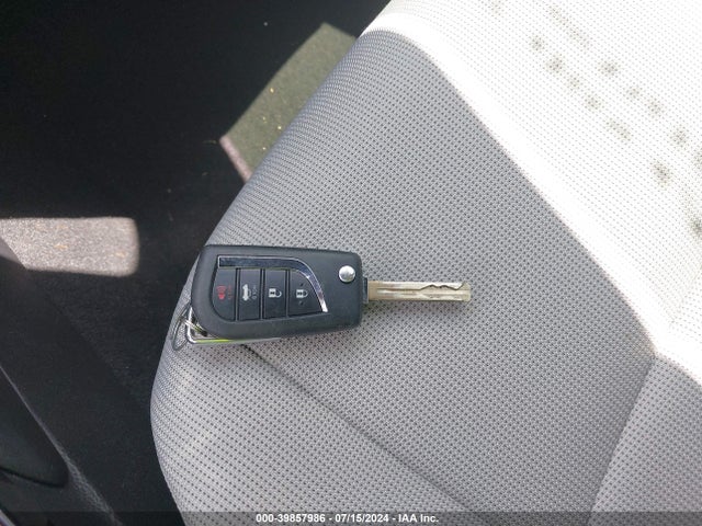 Toyota COROLLA LE 2020 JTDEPRAE5LJ000526 Image 11