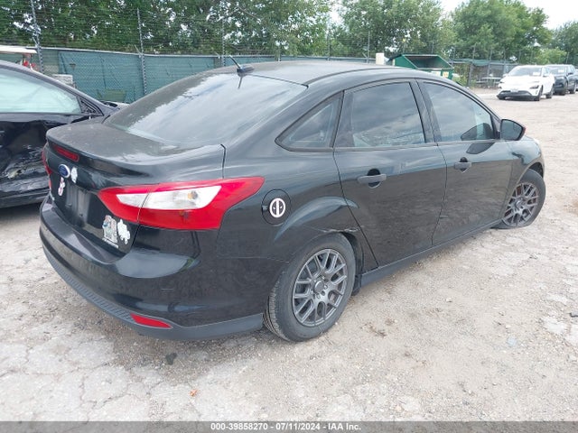 Ford FOCUS S 2014 1FADP3E2XEL224039 Image 4