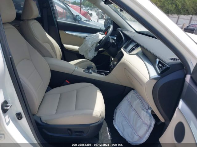 3PCAJ5M14KF137173 Infiniti Qx50 Luxe