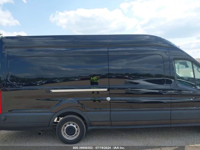 1FTBR3XG7LKA19270 Ford Transit-250 Cargo Van