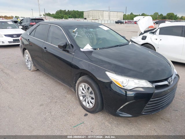 Toyota CAMRY LE 2016 4T4BF1FK1GR570311 Image 1