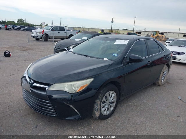 Toyota CAMRY LE 2016 4T4BF1FK1GR570311 Image 2