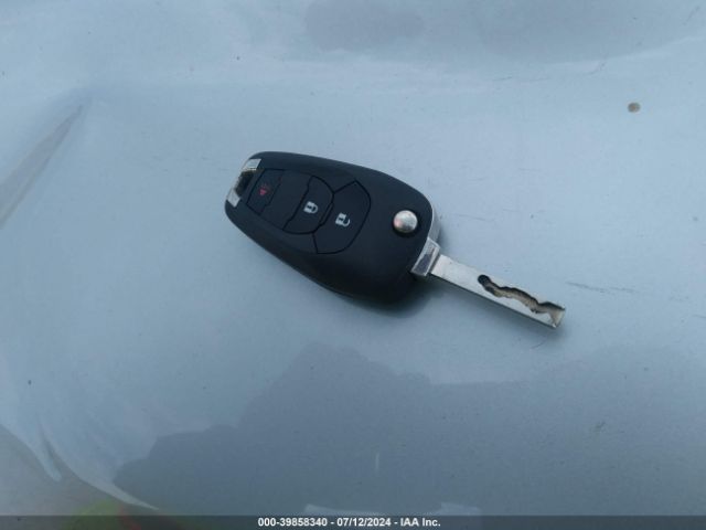 3GNCJKSB1KL192773 Chevrolet TRAX LS