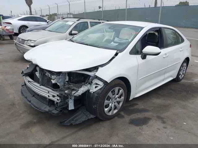 Toyota COROLLA LE 2020 JTDEPRAE2LJ071831 Image 2