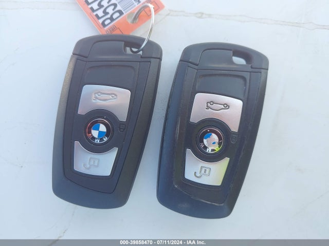 WBA3C3G59ENS71217 BMW 320i Xdrive