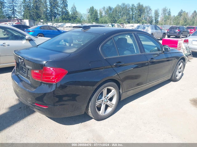 WBA3C3G59ENS71217 BMW 320i Xdrive
