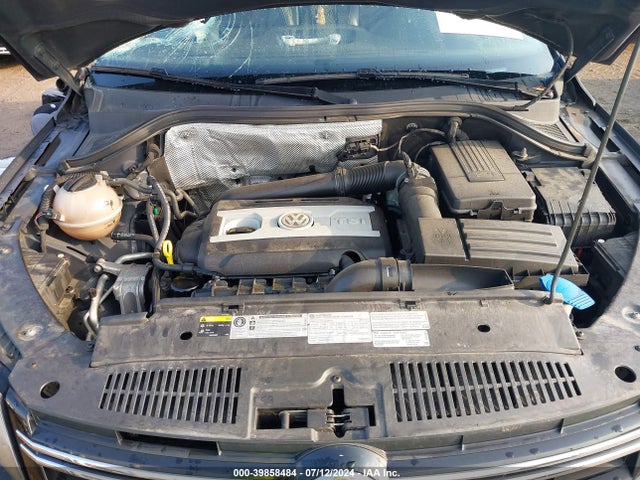 WVGBV7AX1GW585608 Volkswagen TIGUAN SE