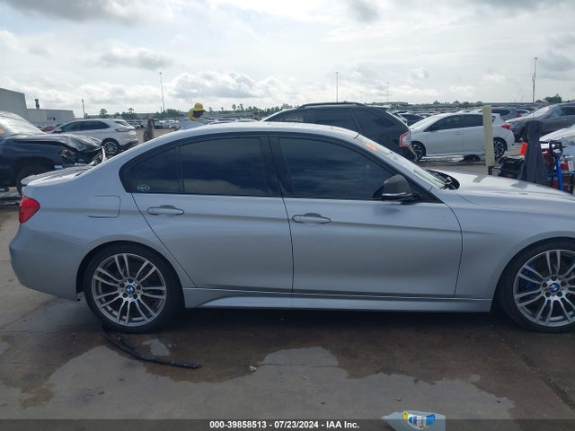 BMW 340i 2018 WBA8B3G55JNV00981 Image 14