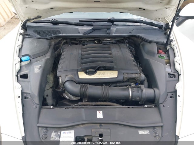 2011 PORSCHE CAYENNE WP1AA2A21BLA04877 Photo 9