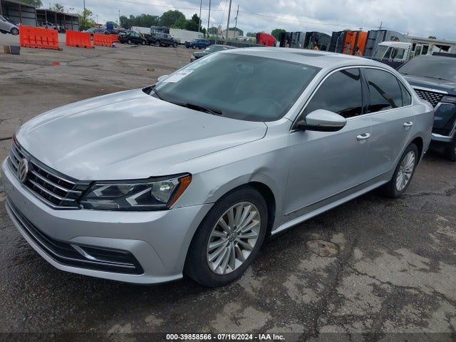 1VWBT7A36GC008644 Volkswagen Passat 1.8t Se