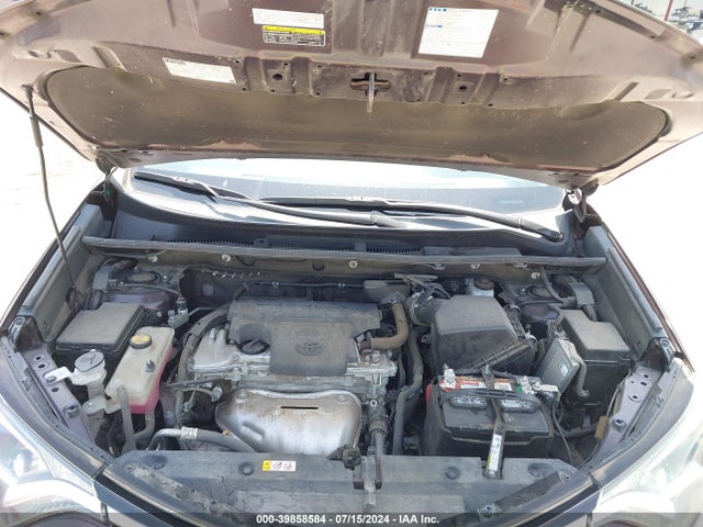Toyota RAV4 LE 2018 2T3ZFREV1JW521613 Image 10
