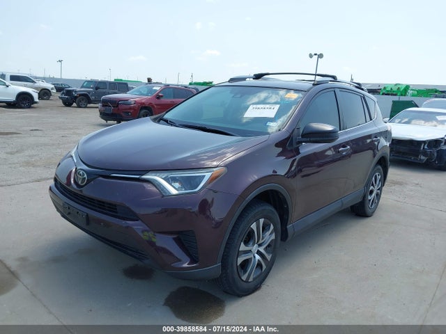 Toyota RAV4 LE 2018 2T3ZFREV1JW521613 Image 2