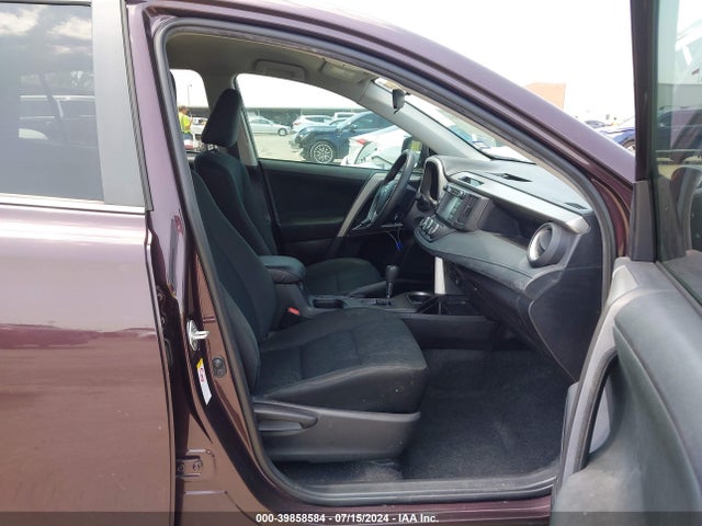 Toyota RAV4 LE 2018 2T3ZFREV1JW521613 Image 5