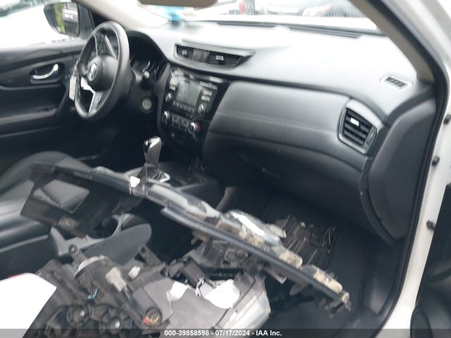 Nissan ROGUE S 2017 JN8AT2MV4HW005907 Image 5