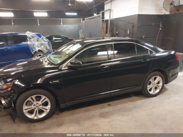 1FAHP2H82JG129652 Ford TAURUS SEL