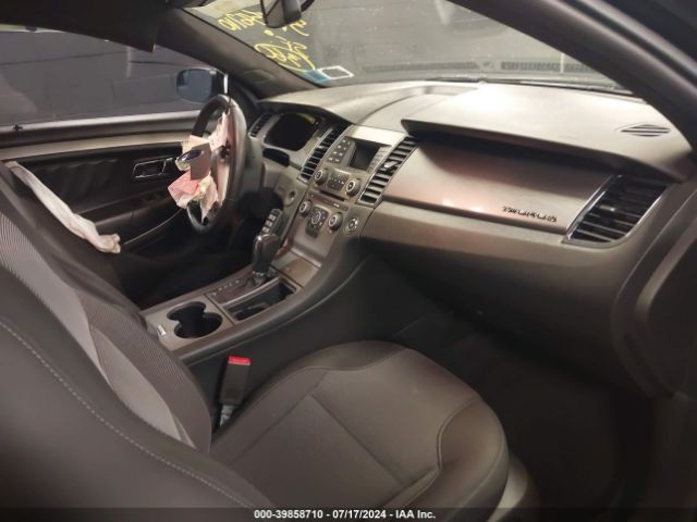 1FAHP2H82JG129652 Ford TAURUS SEL