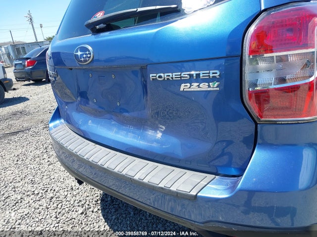 Subaru Forester 2.5i Premium 2016 JF2SJAFC6GH546814 Image 6