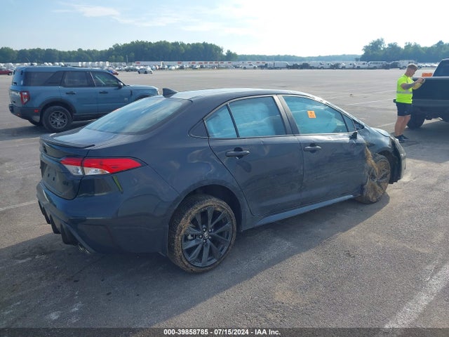 Toyota COROLLA SE 2023 5YFP4MCE1PP144254 Image 4
