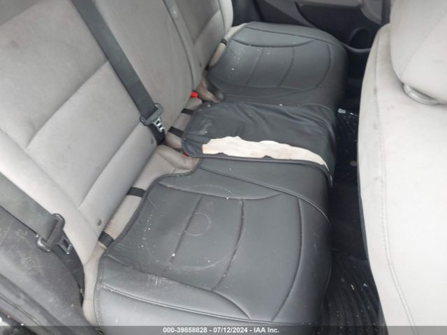 5NPD84LF1HH153793 Hyundai ELANTRA SE