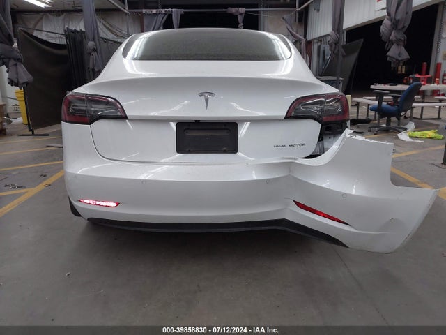 Tesla MODEL 3 2021 5YJ3E1EB8MF050750 Image 33