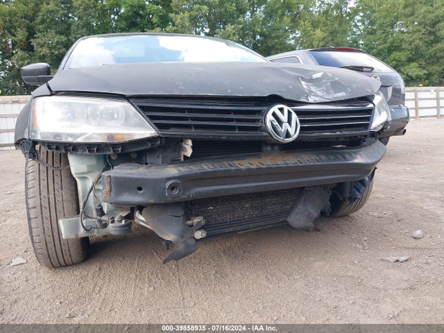 3VW2K7AJ6EM288255 Volkswagen Jetta 2.0l S