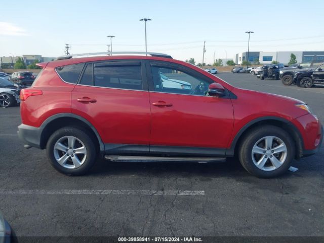 2T3WFREV9EW105172 Toyota Rav4 Xle