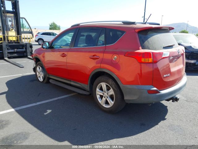 2T3WFREV9EW105172 Toyota Rav4 Xle