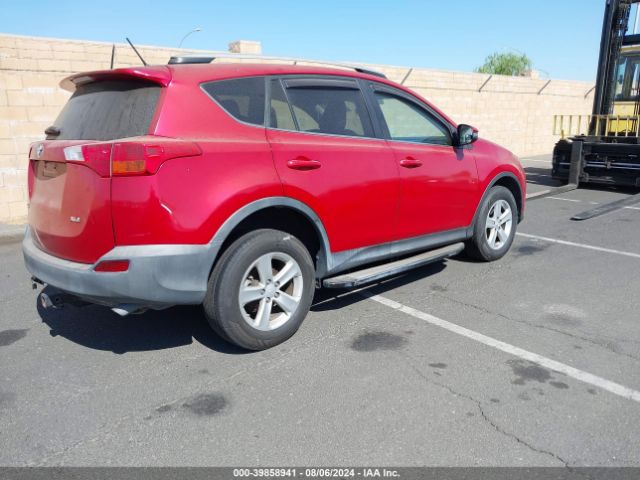 2T3WFREV9EW105172 Toyota Rav4 Xle