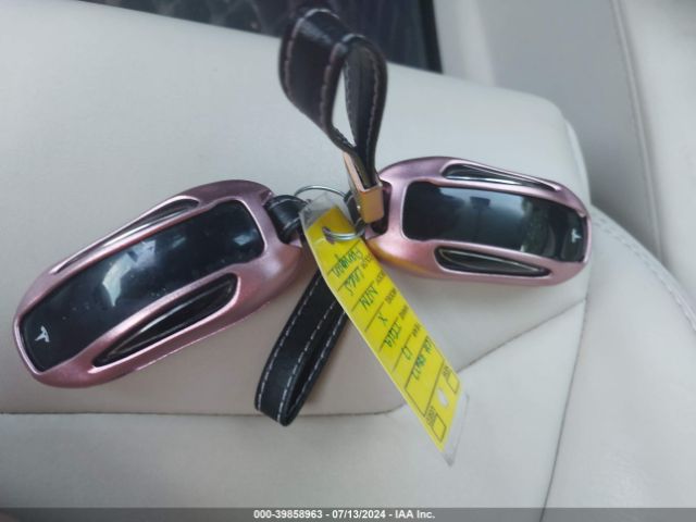 5YJXCBE24HF073218 Tesla Model X 100d/75d/90d