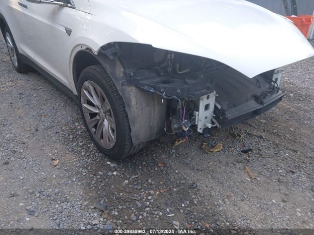 5YJXCBE24HF073218 Tesla Model X 100d/75d/90d