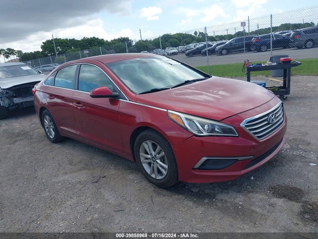 Hyundai SONATA SE 2016 5NPE24AF4GH384940 Image 1