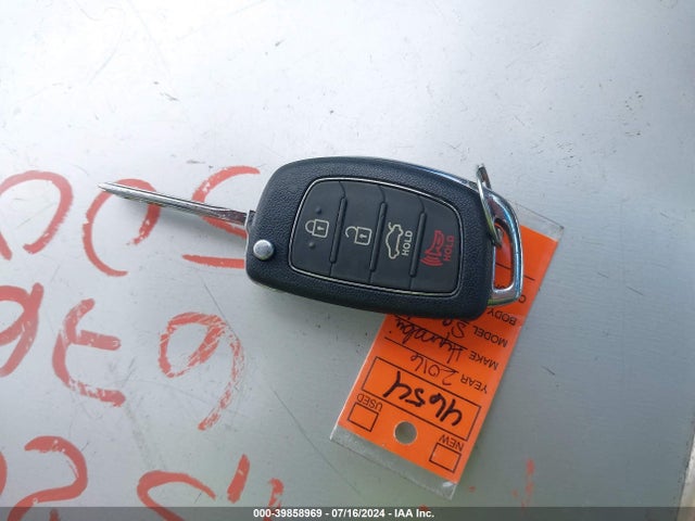 Hyundai SONATA SE 2016 5NPE24AF4GH384940 Image 11