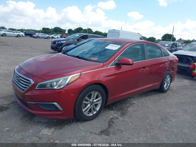 Hyundai SONATA SE 2016 5NPE24AF4GH384940 Image 2