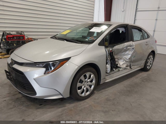 Toyota COROLLA LE 2024 5YFB4MDE1RP119172 Image 2