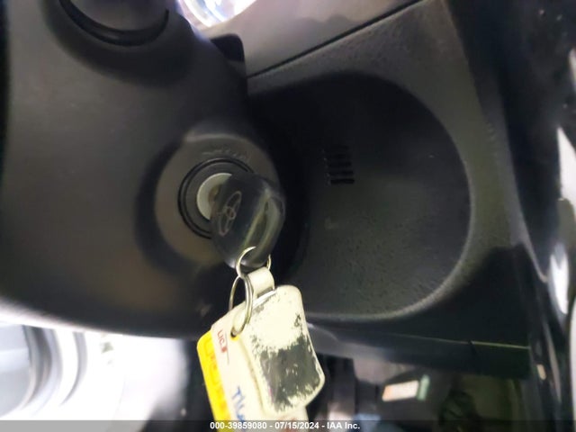 Toyota COROLLA LE 2018 2T1BURHEXJC044113 Image 11
