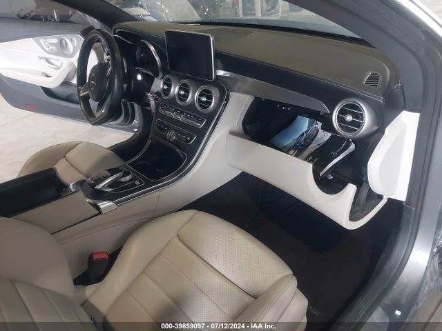 WDDWJ4KB7HF403422 Mercedes-Benz C 300 4matic