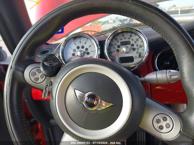 2005 MINI COOPER S WMWRH33585TF83643 Photo 10