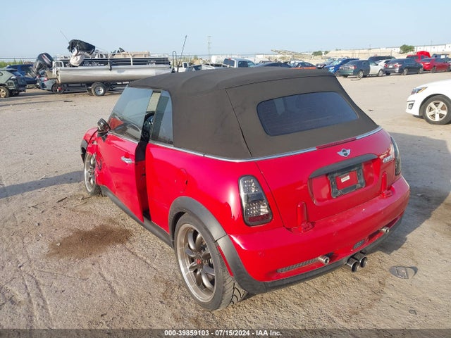 2005 MINI COOPER S WMWRH33585TF83643 Photo 2
